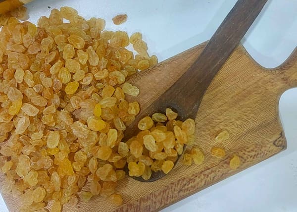 تصویر 2 از خرید و قیمت کشمش پلویی طلایی + فروش عمده